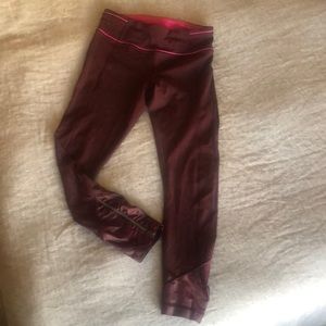 Lululemon maroon leggings